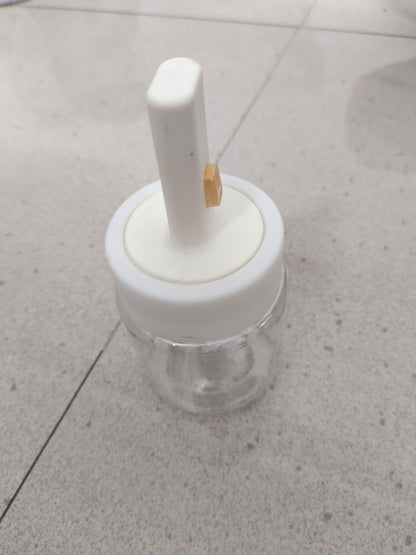 Airtight Glass Seasoning Tank with Integrated Spoon